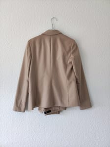 Damen Hosenanzug in Beige – Blazer und Hose – Größe 34 – Bild 4 von 7