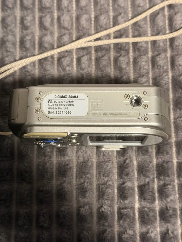 Digitalkamera Digimax A6 mit Tasche und Trageband – Bild 5 von 11