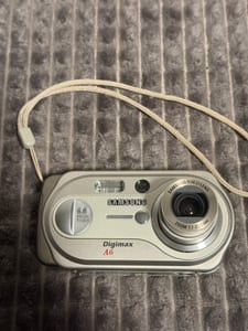 Digitalkamera Digimax A6 mit Tasche und Trageband – Bild 10 von 11