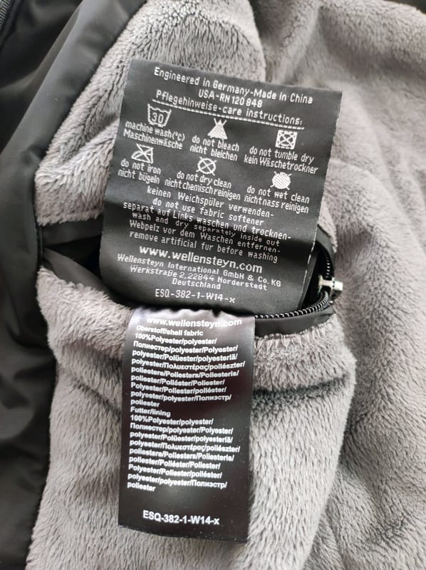 Damen Winterjacke mit Kunstfellkapuze und Gürtel – Schwarz – Größe XS – Bild 10 von 10
