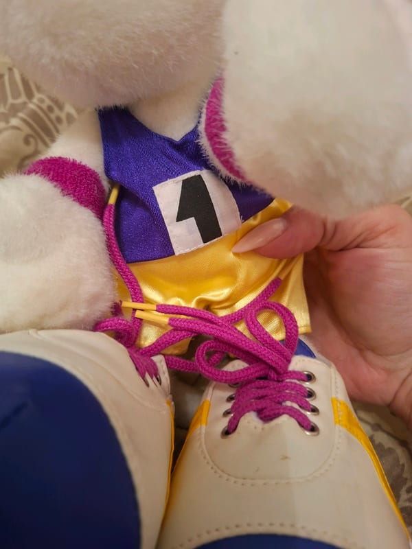 Diddl mit Sportoutfit und Sneakers – Sammelfigur – Bild 2 von 6