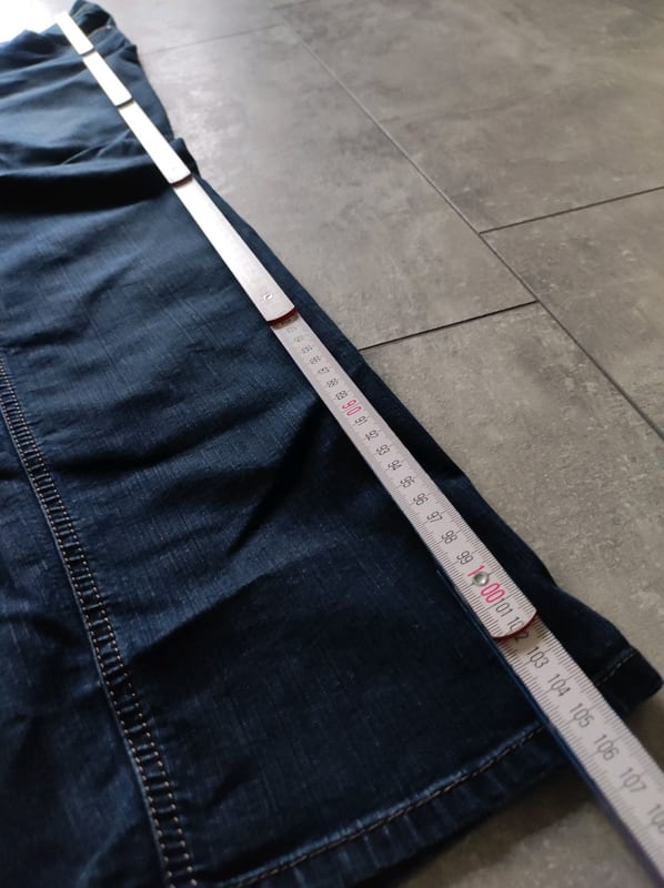Damen Dunkelblaue Jeans – Straight Fit – Größe 46 – Bild 5 von 8