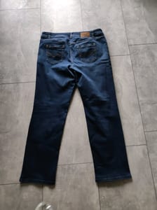 Dunkelblaue Damenjeans, gerader Schnitt – Größe 46 – Bild 7 von 8