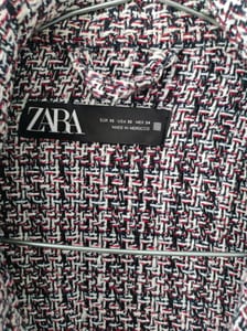 Damen Tweed-Overshirt-Jacke mit Fransenkante und Knopfleiste – Größe XS – Bunt – Bild 4 von 5