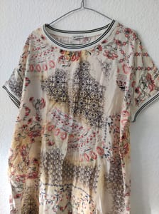Damen Kleid mit buntem Blumen- und Ornamentdruck, kurzarm – Größe L/XL – Creme-Bunt – Bild 2 von 6