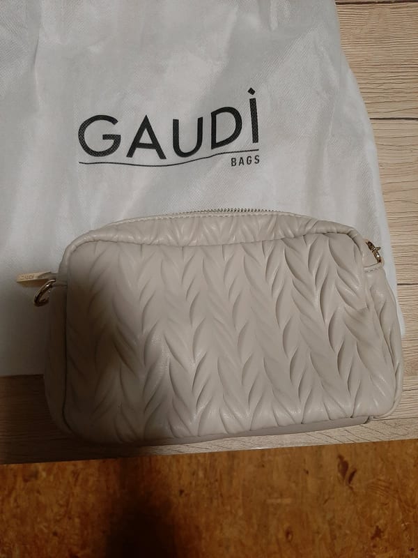Damen Umhängetasche von Gaudi in Beige mit goldfarbenem Verschluss – Bild 4 von 7
