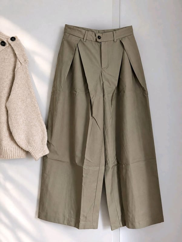 Damen high waist Marlene mit Details 38/40 cappuccino – Größe M – Beige – Bild 3 von 4