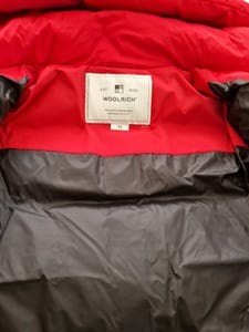 Damen Daunenjacke von Woolrich – Größe XS – Rot – Bild 3 von 8
