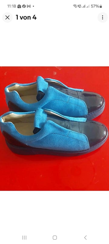 Girotti Damen Slipper Wildleder blau/schwarz Lackoptik Schlupf EU 39 – Größe 39 – Bild 2 von 4