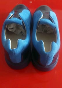 Girotti Damen Slipper Wildleder blau/schwarz Lackoptik Schlupf EU 39 – Größe 39 – Bild 4 von 4