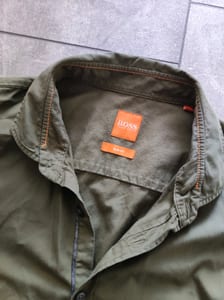 Olivgrünes Herrenhemd, langarm, Slim Fit – Größe M – Bild 3 von 9