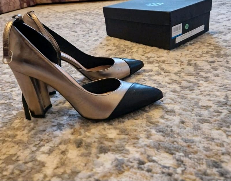 Damen Schuhe Größe 39 – Silber-Schwarz – Bild 7 von 7