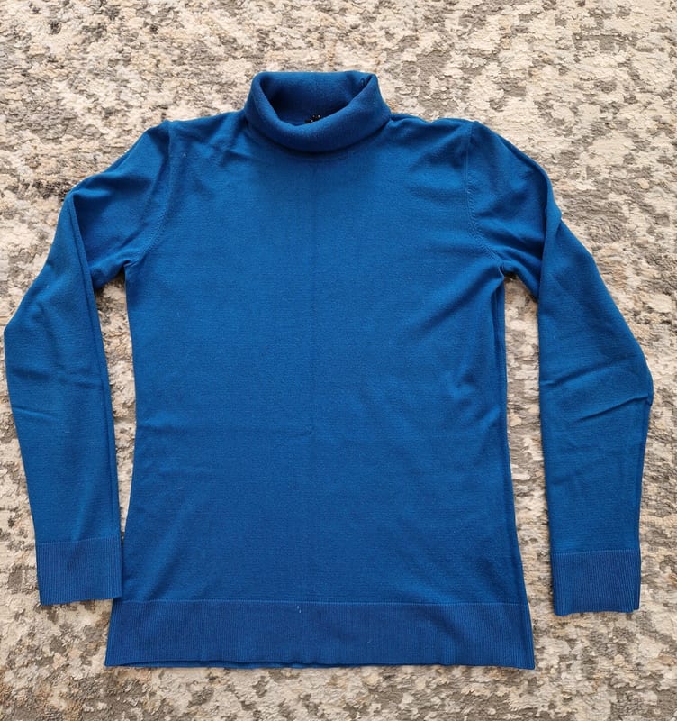 Damen Rollkragenpullover aus Viskose von Sisley, Größe S – Blau