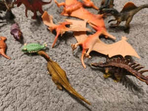 Dinosaurier-Figuren Set – Spielzeug-Dinos – Bild 7 von 8