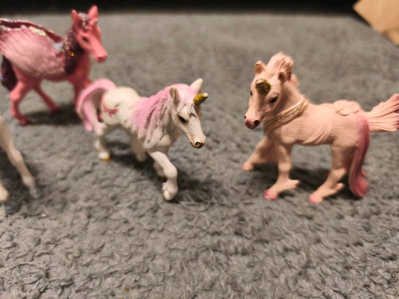 Fabelwesen Figuren Set – Pferde und Einhörner – Bild 2 von 8