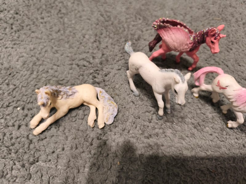 Fabelwesen Figuren Set – Pferde und Einhörner – Bild 5 von 8
