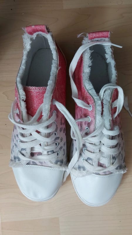 Damen Sneaker in Rosa mit Leopardenmuster und weißer Kappe – Größe 40