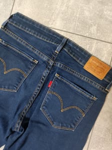 Damen Dunkelblaue Bootcut-Jeans – Größe S – Bild 4 von 4