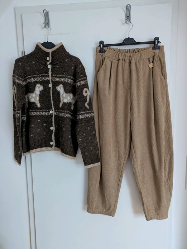 Damen Lässige Mum fit Cord Hose - cappuccino - 40 ungetragen – Größe L – Braun