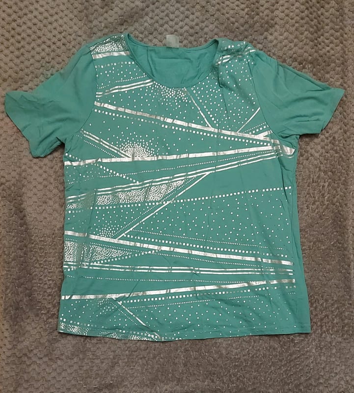 Damen Türkises T-Shirt mit silbernem Print – Größe XL