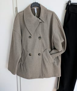 Damen lässiger Woll Style Mantel in taupe - 38/40 - ungetragen – Größe L – Beige-braun