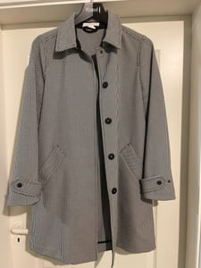 Damen Trenchcoat Mantel – Größe 36 – Schwarz/Weiß