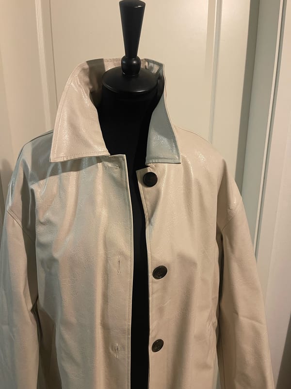 Damen Trenchcoat NA-KD oversized – Creme