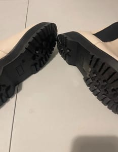 Damen Boots mit Plateausohle – Größe 39 – Creme – Bild 7 von 8