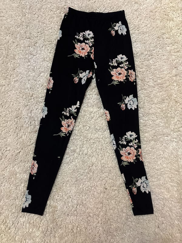 Mädchen Schwarze Leggings mit Blumenmuster – Jugendgröße – Größe 164