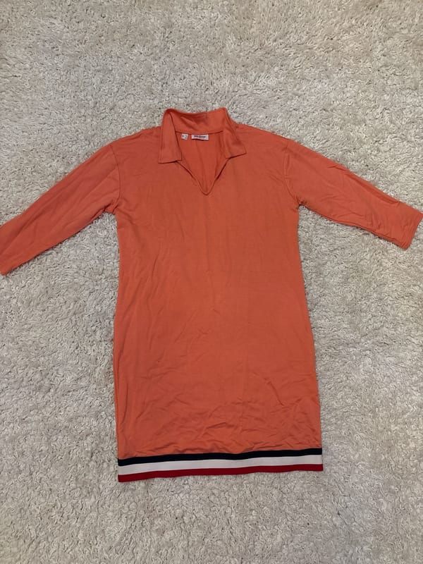 Damen Kleid mit Polokragen und Streifen am Saum – Größe S/M – Orange – Bild 2 von 3