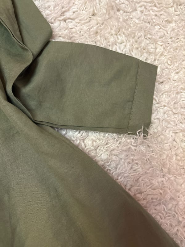Damen Hemdkleid in Khaki, lange Ärmel – Größe M/L – Grün – Bild 4 von 4