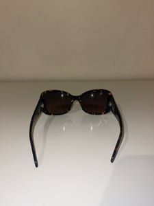 Moschino Damen Sonnenbrille mit dunklen Gläsern – Braun – Bild 3 von 5