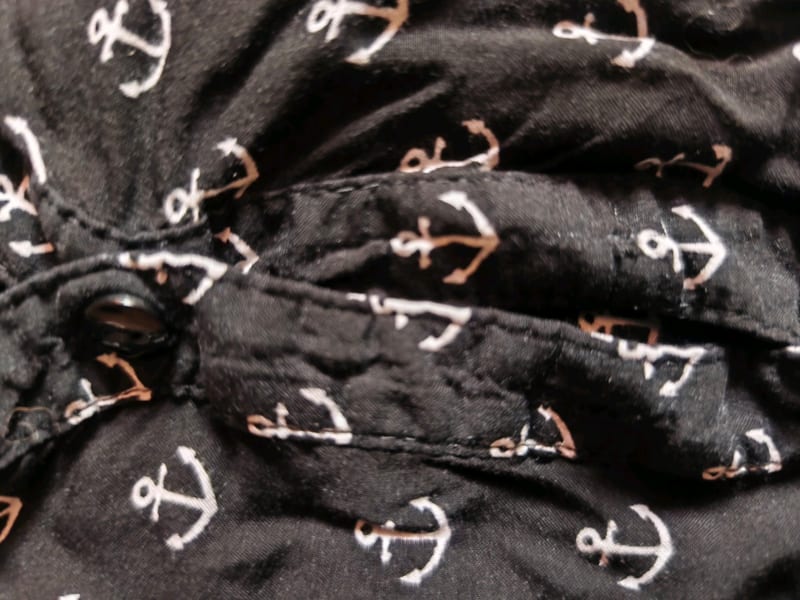 Damen Schwarze Bluse mit Ankermuster – Größe S – Bild 3 von 3