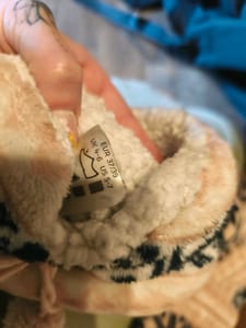 Damen Gemütliche Hausstiefel mit Schneeflocken-Muster und Bommeln – Größe 38 – Rosa – Bild 4 von 4
