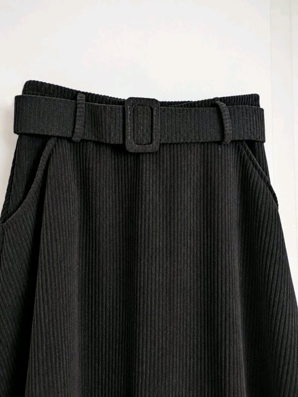 Damen traumhafter Maxi Cord Rock/ schwarz/ 38-40 ungetragen – Größe M – Bild 5 von 6