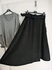Damen traumhafter Maxi Cord Rock/ schwarz/ 38-40 ungetragen – Größe M – Bild 2 von 6