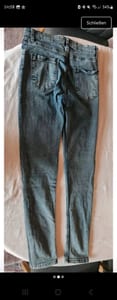 Damen Jeans – Skinny, helle Waschung, Used-Look Gr. 36 sehr schmal geschnitten – Blau – Bild 2 von 3