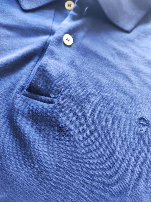 Herren Dunkelblaues Polo-Shirt mit Knopfleiste – Größe M – Bild 3 von 4