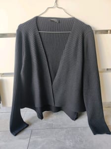 Damen Schwarze Strickjacke, offene Form, gerippt – Größe M
