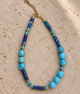 Damen Türkis-blaue Perlen-Fußkette mit Goldakzenten – Bild 3 von 4