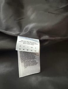 Damen Schwarzer Doppelreiher-Mantel mit breitem Kragen – Größe 44 – Bild 4 von 7