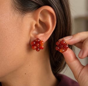 Damen Wie eine kleine Blüte aus Naturstein: Rubi Bloom – Rot/Gold