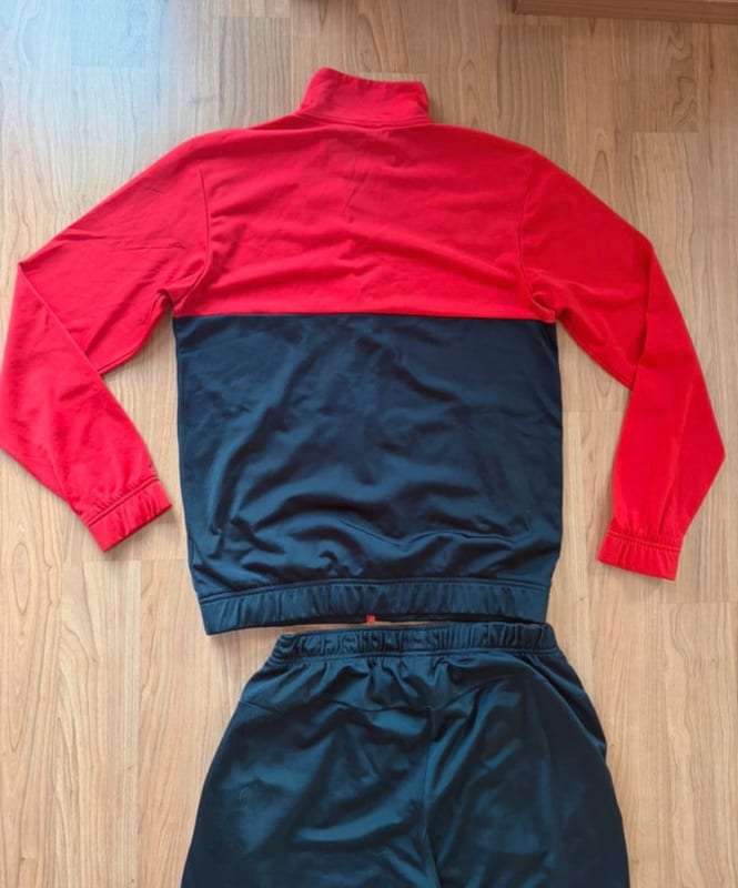 Herren Trainingsanzug Jacke und Hose – Rot/Schwarz mit Streifen – Größe M/L – Bild 7 von 8