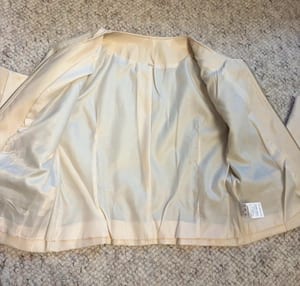 Damen Cremefarbene Kunstleder-Jacke mit Reißverschluss – Größe M/L – Cremeweiß – Bild 7 von 9