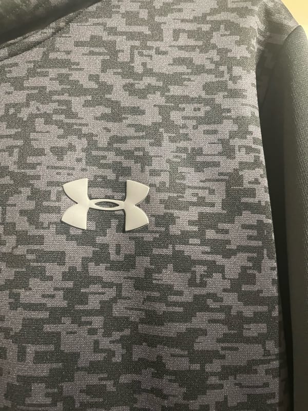 Herren Kapuzenpullover Under Armour – Größe L – Grau/Schwarz