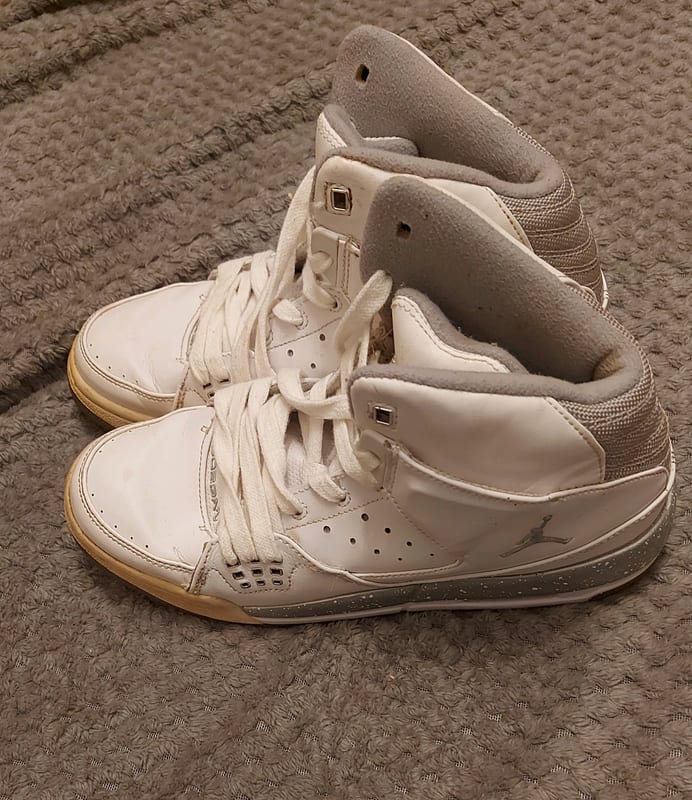 Damen Weiße High-Top-Sneaker mit Silber-Details – Größe 39 – Bild 2 von 5