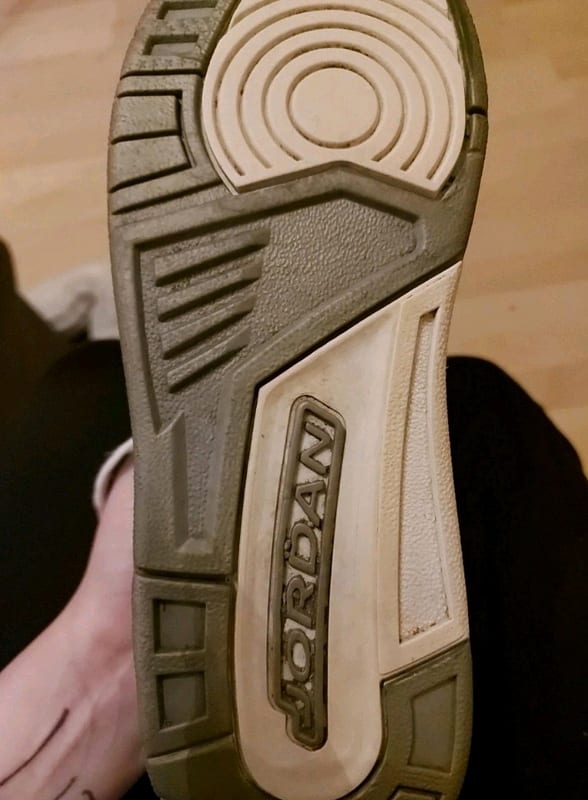 Damen Weiße High-Top-Sneaker mit Silber-Details – Größe 39 – Bild 4 von 5