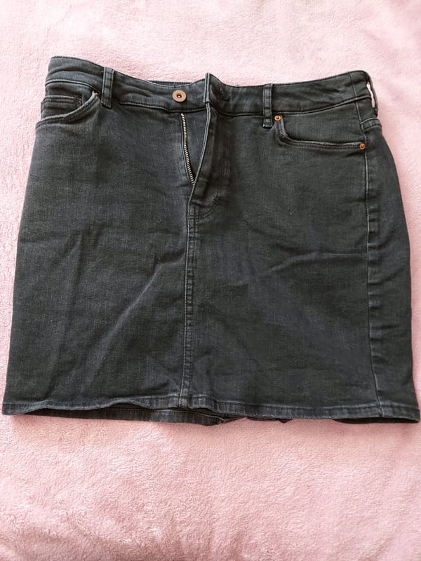 Damen Jeansrock, kurz – Größe M – Schwarz