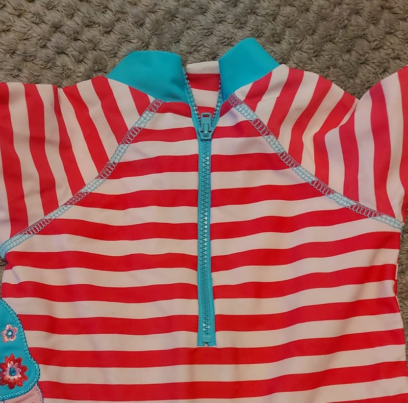 baby Badeanzug – Größe 74 – Rot-Weiß gestreift – Bild 3 von 3