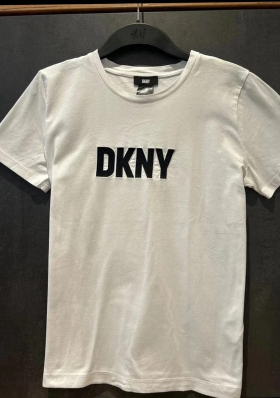 Damen Tolles TShirt Oberteil von DKNY weiß – Größe 38
